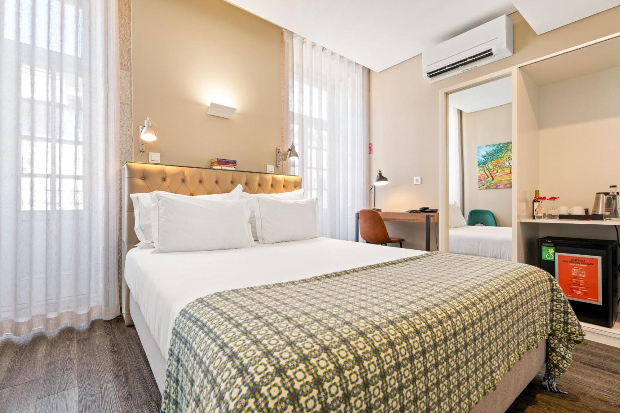 Double Room,1705063931:JPEG